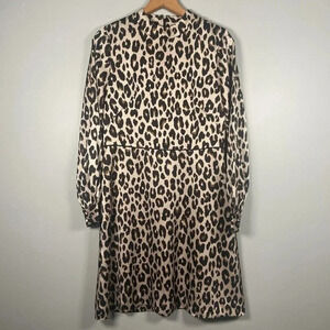 Women's Ann Taylor Petite Leopard Print Dress Lined Round Neck Size 4 Classic